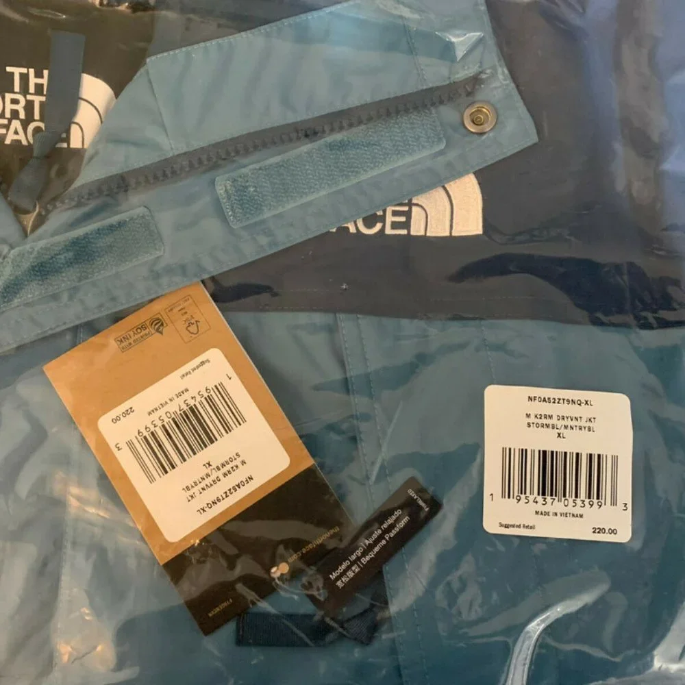 THE NORTH FACE K2RM/ Karakoram DryVent Hooded Jacket MSRP$230